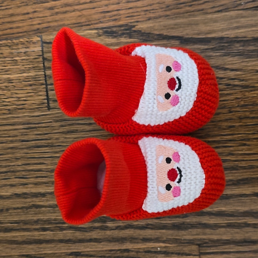 🌟7/25$ INFANT Knit Santa Booties
